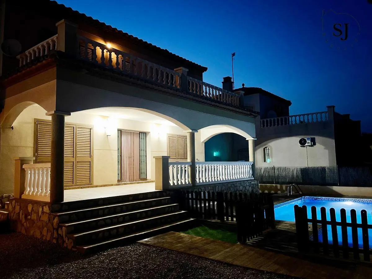 Chalet Con Piscina Les Tres Cales
