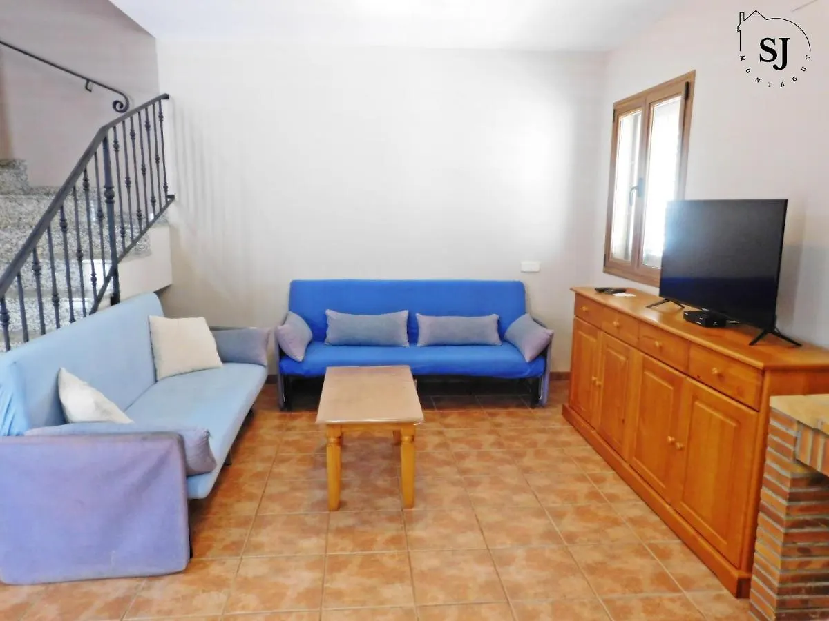 Chalet Con Piscina Les Tres Cales Holiday home