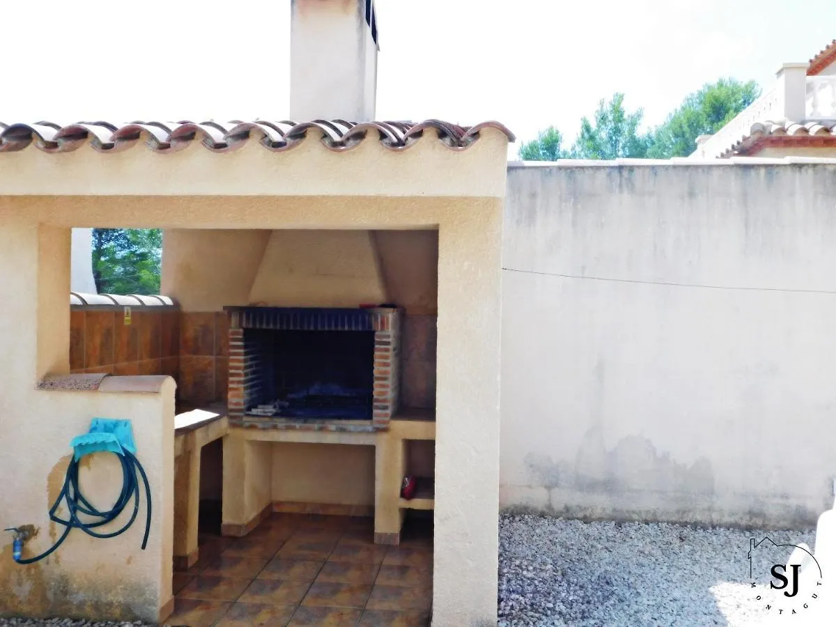 Holiday home Chalet Con Piscina Les Tres Cales
