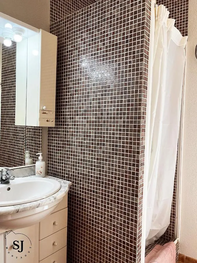 Chalet Con Piscina Les Tres Cales Holiday home