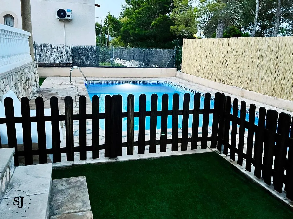 Chalet Con Piscina Les Tres Cales 0*,